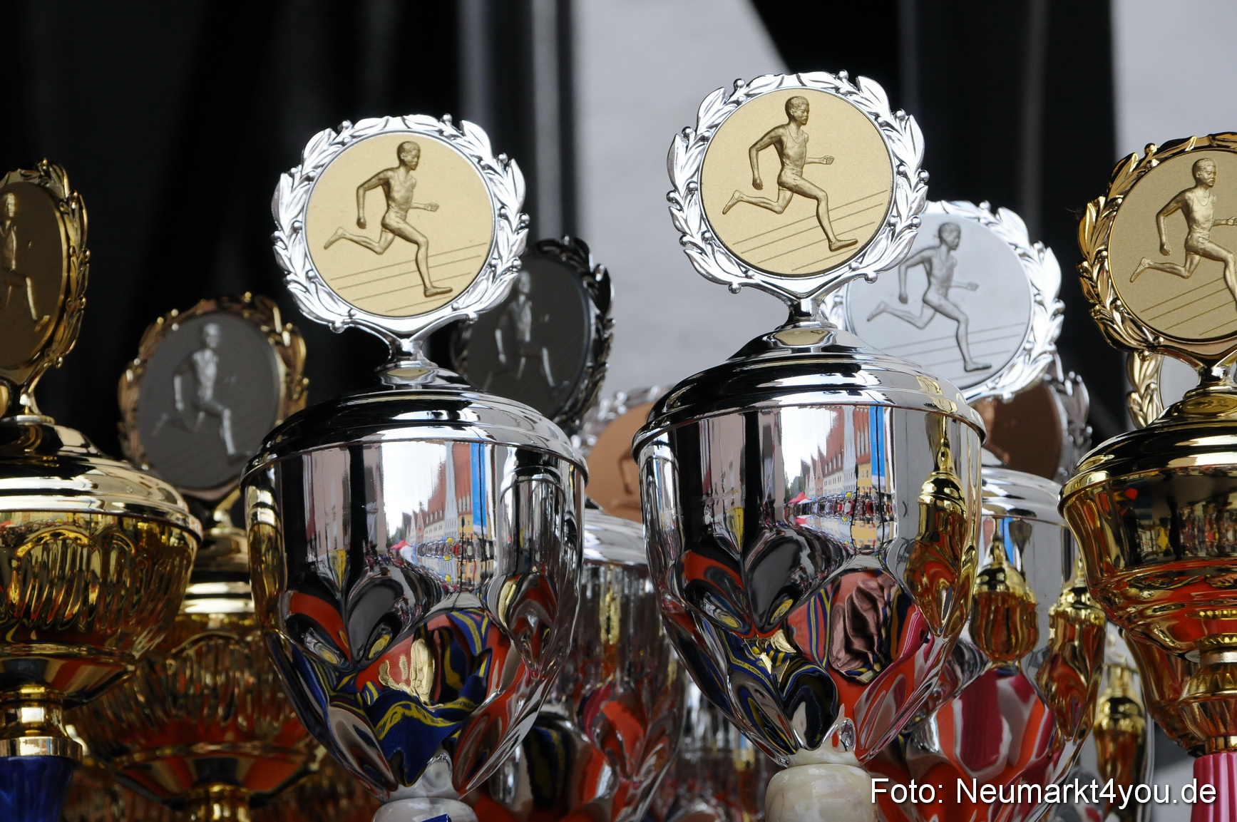 0001 Stadtlauf Neumarkt Siegerehrung 200909